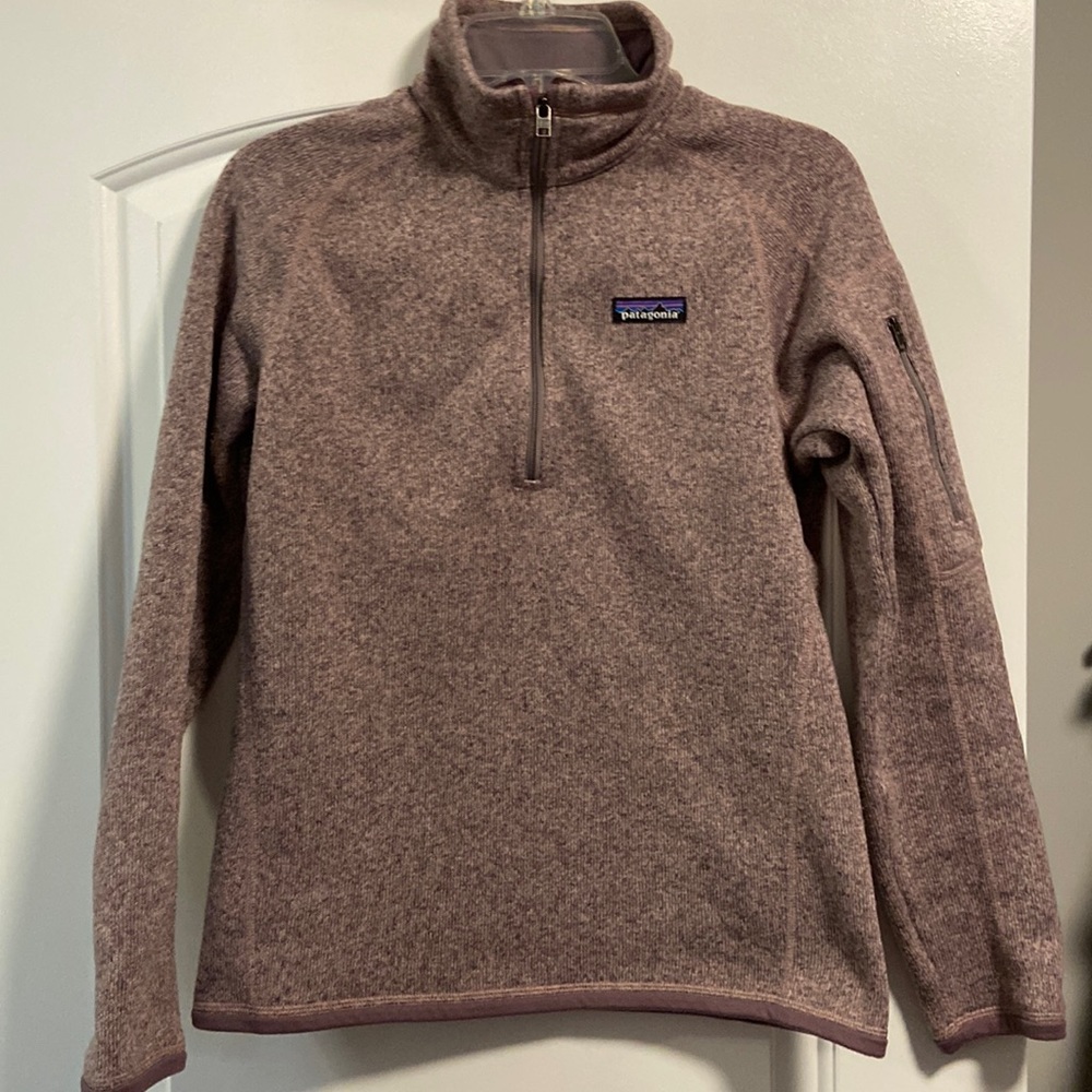 Patagonia pullover.